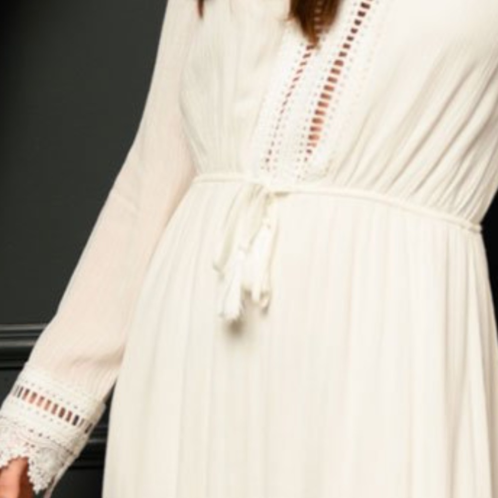 Boho Style White Maxi Dress - Picture 8 of 12